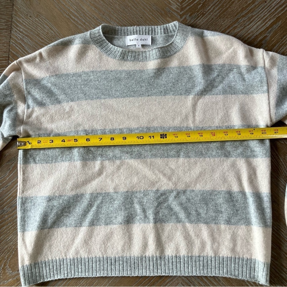 Bella Dahl 100% Cashmere Gray & White Striped Crewneck Sweater (S) - Picture 5 of 6